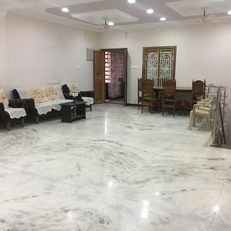 Pleasant Stay Tiruchirappalli Exteriör bild
